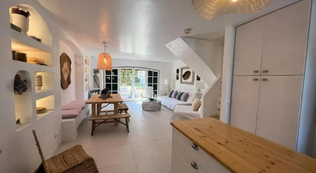 T3 Townhouse Old Village Vilamoura, Rezervovat Hotel Hotely v Sotavento s parkováním, Parkování