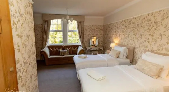 Singleton Lodge Country House Hotel
