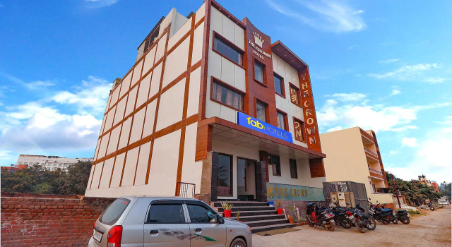 FabHotel The Crown I