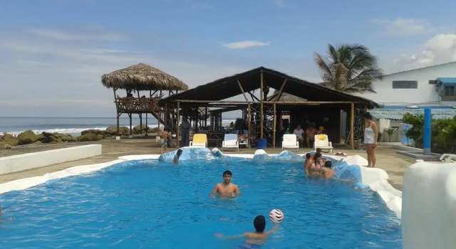 Hotel San Jacinto, Book Hotel Hotels in Manabi with a Pool, Swimming Pool