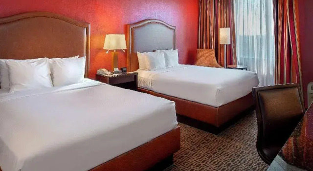 Шестиместный номер Standard DoubleTree by Hilton Hotel St. Louis - Chesterfield