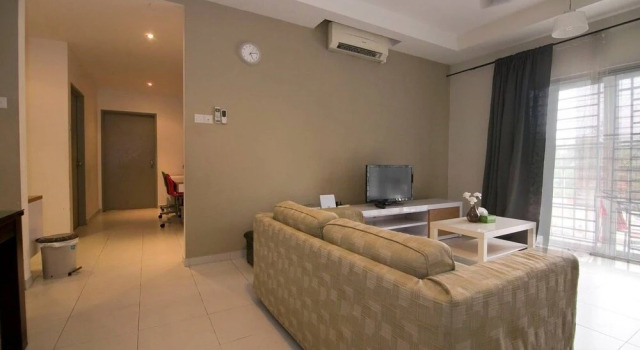 Homely Condo Near Embassy Row, Забронировать Отель Отели Селангор 3 звезды, 3*