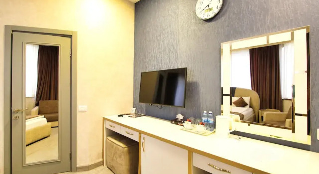 Люкс Luxury Sunday Palace Hotel