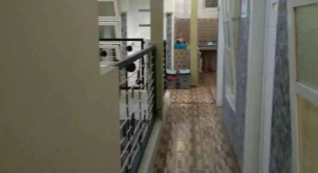 Comfy Room at Derisfa Home