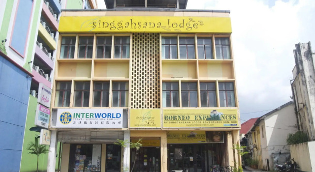 Singgahsana Lodge, Rezerwuj Hotel Kuching Sarawak
