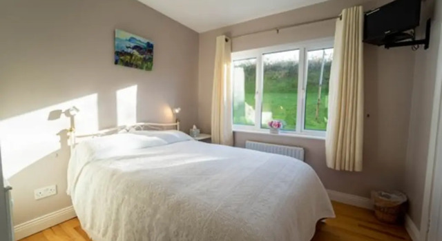 O'Flahertys, Prenota Hotel Dingle 