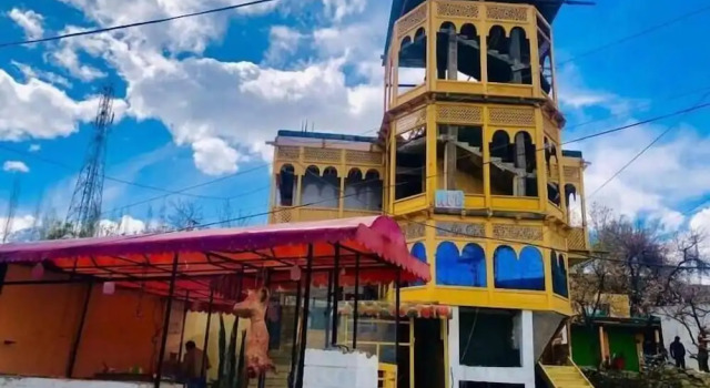 Mondoq Fort Hotel Skardu, Забронировать Отель Отели Скарду 3 звезды, 3*