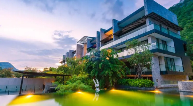 Полулюкс Botanica Khao Yai by Scenical