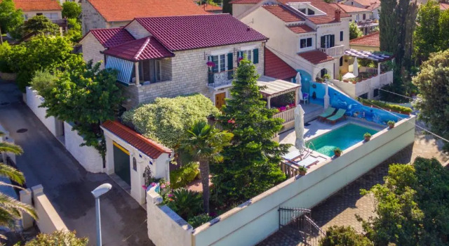Апартаменты Apartments Villa Camellia