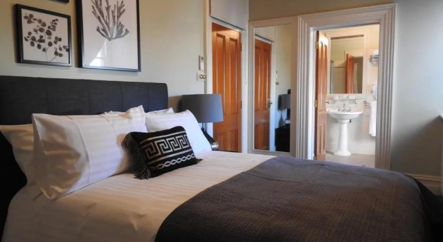 Двухместный номер Standard Bull and Mouth Hotel Maryborough Victoria
