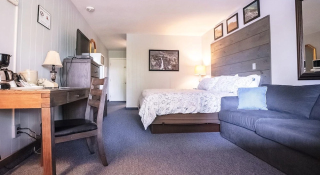 Номер Standard с видом на горы Scenic Inn
