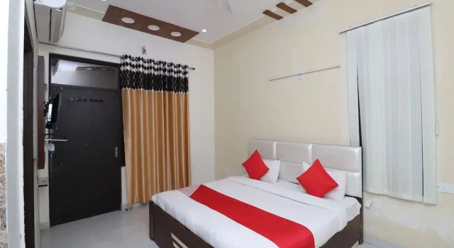 Bal Bihari Dham by OYO Rooms