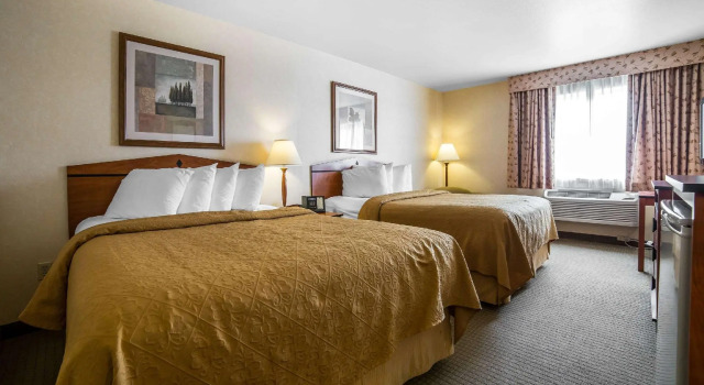 Четырёхместный номер Standard Quality Inn Cheyenne I-25 South