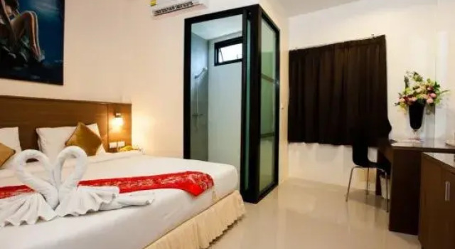 Номер Superior The Wave Patong Boutique Hotel
