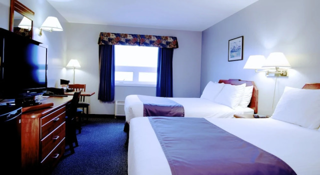 Четырёхместный номер Standard St Christophers Hotel