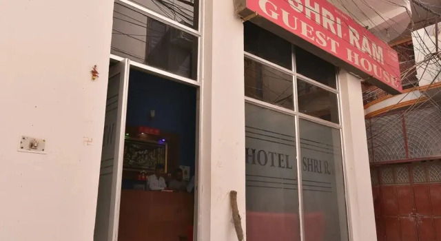 Hotel Shree Ram by OYO, Забронировать Отель Отели Нью-Дели с завтраком, Завтраки