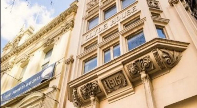 Collins Hotel
