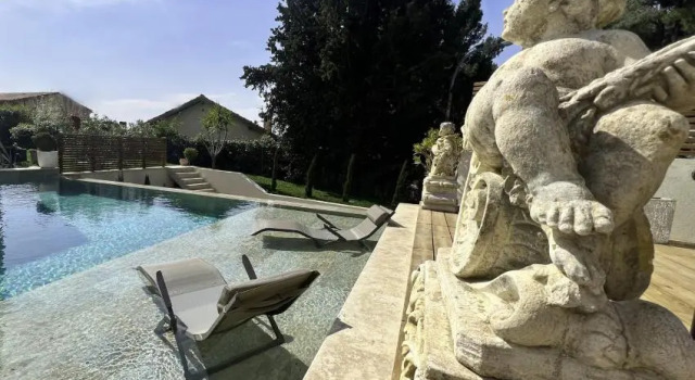 La Chambre Cézanne, Забронировать Отель Отели Экс-ан-Прованса 3 звезды, рядом с Fontaine d'Argent Theater, 3*