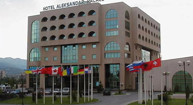 Aleksandar Palace Hotel Congress Center & SPA, Prenota Hotel Hotel a Skopje con parcheggio, Parcheggio