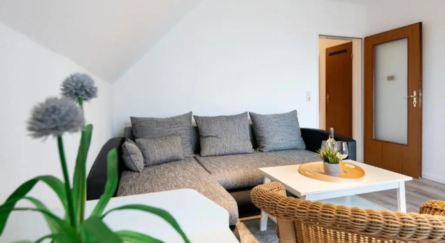 Alte Bergstraße 6, Wohnung 7, Забронировать Отель Шарбойц Holstein Switzerland
