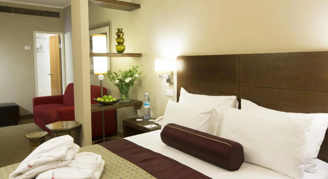 Phòng đơn Phòng Suite Junior có view thành phố Prima Royale Hotel