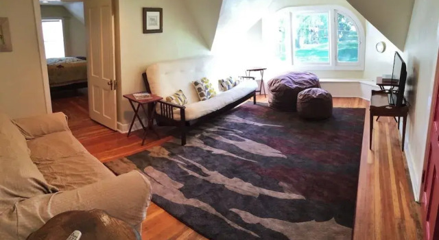 Historic Pugsley Manor House by Wasatch Vacation Homes, Забронировать Отель Солт-Лейк-Сити Salt Lake County, рядом с Ensign Peak Park