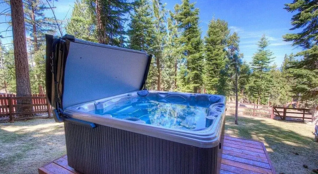 Hch1239 - Heavenly Tree House 4 Bedroom Home, Забронировать Дом для отпуска Саут-Лейк-Тахо South Lake Tahoe Area, рядом с Канатная дорога Эриал-Трамвей