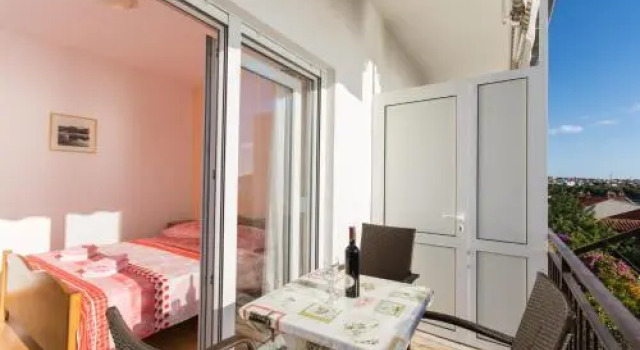 Apartments Saldun, Забронировать Апартаменты/квартира Апартаменты Трогир, рядом с Общественный Пляж Кузмич, Апартаменты/квартира