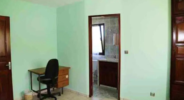 Apartment With 3 Bedrooms in Petite Île, With Wonderful sea View, Enclosed Garden and Wifi Near the Beach, Reservar Apartamento Petite-Ile Saint-Pierre