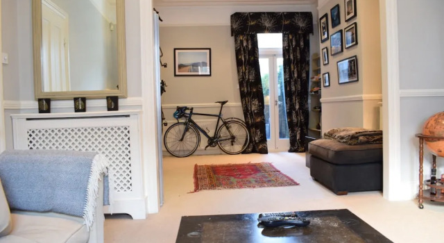 2 Bedroom House in Clapham Common