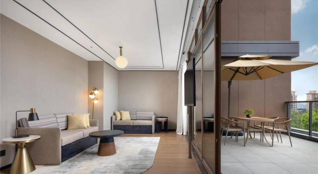 Люкс Deluxe Hilton Garden Inn Chongqing Bishan