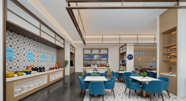 Holiday Inn Express Kunming Economic Dev Zone By Ihg, Buchen Sie Hotel Chenggong Kunming