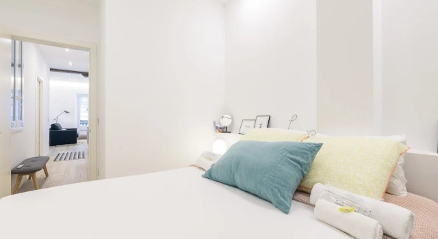 Paris, Book Apartment Donostia-San Sebastián 