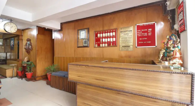 Hotel Surya Kiran, Book Hotel Hoteller i Mussoorie med parkering, Parkering