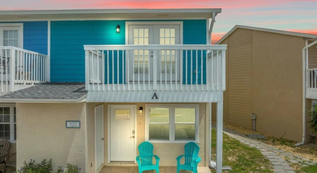 Коттедж с балконом и с видом на сад 120 Palm Beach Dr A - La Casa Turquesa