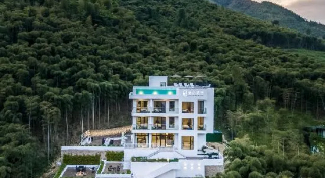 Yuanshan Xingkong Guesthouse, Prenota Hotel Hotel a Huzhou con piscina, Piscina