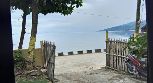 Oceanfront Guest House, Rezerwuj Pensjonat Puerto Galera Mindoro