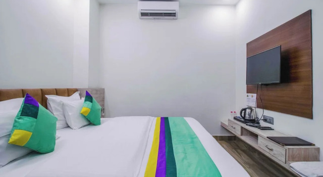 Номер Standard Treebo Paras Raj Near City Palace