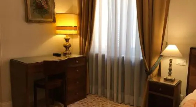 Nori Guest House, Забронировать Гостевой дом Отели Рима с завтраком, рядом с Станция метро Manzoni, Завтраки