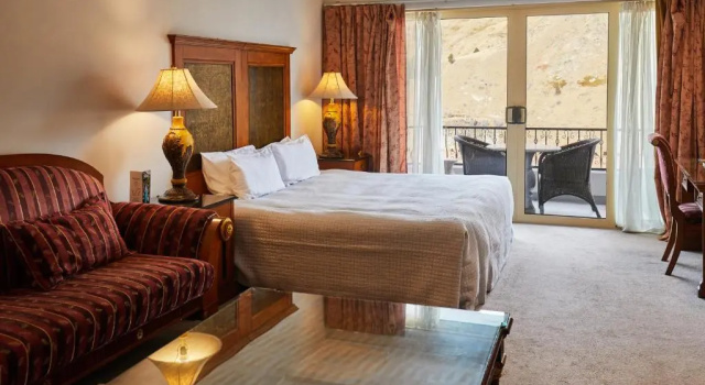 Standard Doppel Zimmer mit Flussblick Coronet Ridge Resort