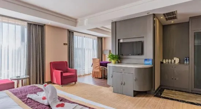 Люкс Beijing Mingchen Holiday Hotel (Shunyi Shiyuan Branch)