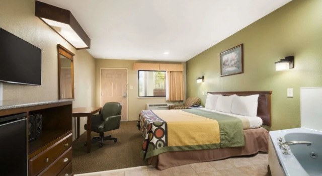 Двухместный люкс Staywell Suites