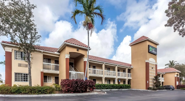 Номер Standard Extended Stay America Suites - Miami - Airport - Doral