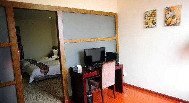 HI Pai Hotel, Varaa Hotelli Hotellit Sichuan pysäköinnillä, Pysäköinti