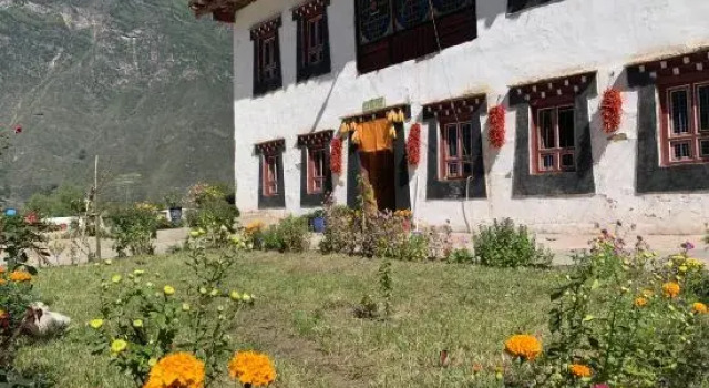 Danba E'qie Time Tibetan House Chinese Inn