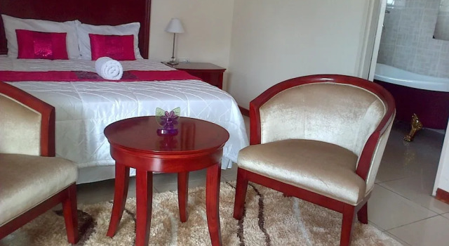 Comfort Palace Guest House Kasane, Book Hotel Hotels in Kasane with Parking, Parking