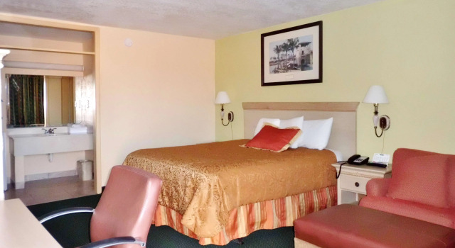 Двухместный люкс America's Best Inn Lakeland