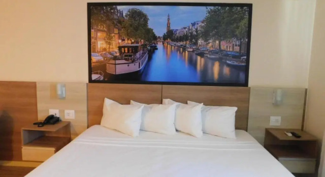 Номер Standard Hotel Amsterdam Montes Claros