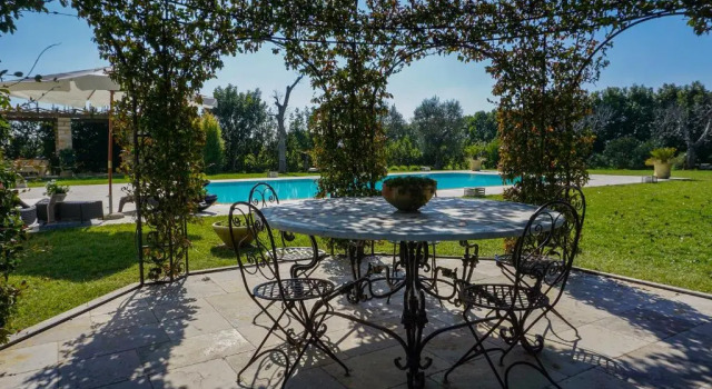 Extraordinary Estate with pool m800, Book Hotel Hoteller i Galatina med pool, Swimmingpool