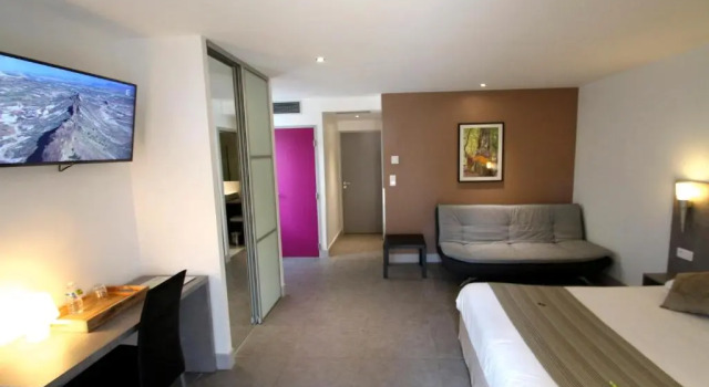 Номер Deluxe Logis Hotel Archambeau